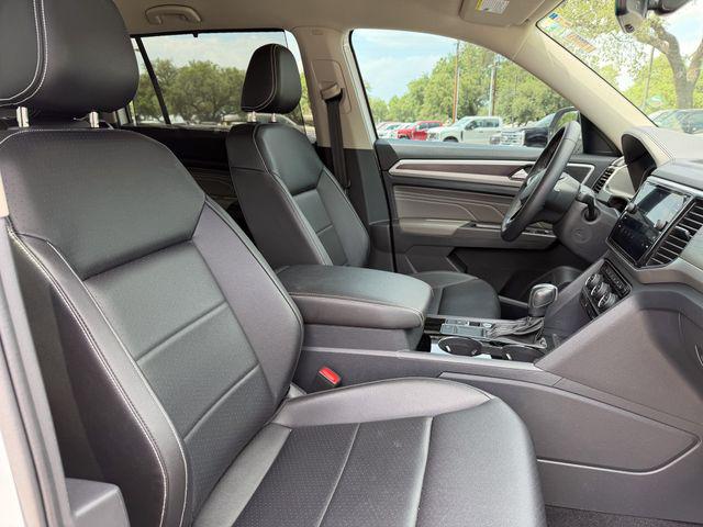 2023 Volkswagen Atlas 2.0T SE w/Technology