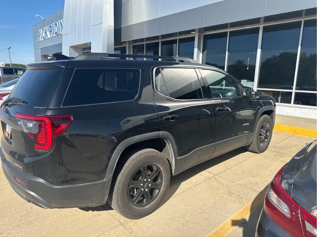2023 GMC Acadia AWD AT4