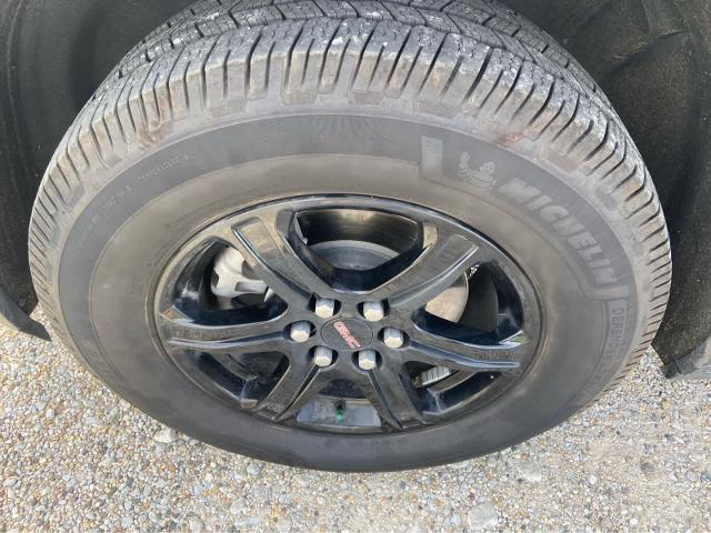 2023 GMC Acadia AWD AT4