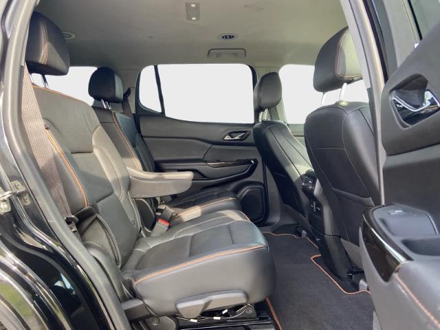 2023 GMC Acadia AWD AT4