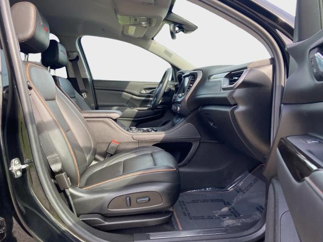 2023 GMC Acadia AWD AT4