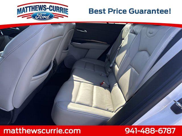 2021 Cadillac XT4 FWD Premium Luxury