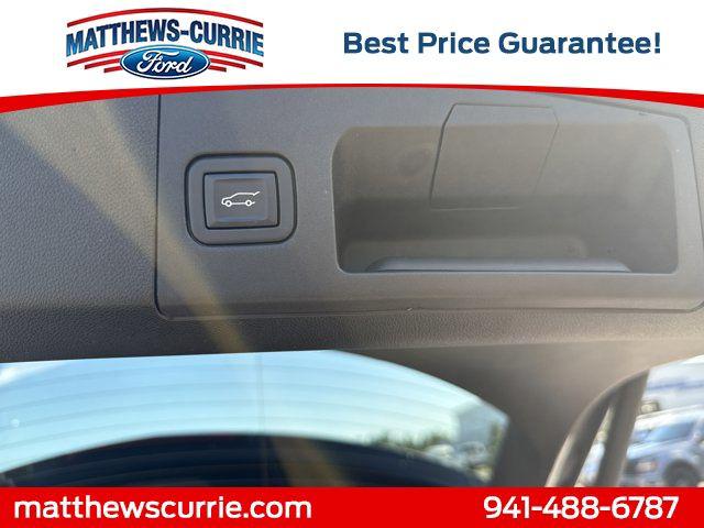 2021 Cadillac XT4 FWD Premium Luxury