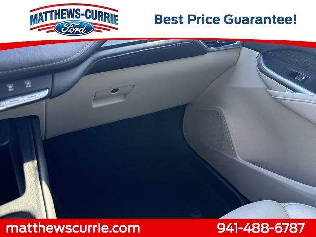 2021 Cadillac XT4 FWD Premium Luxury