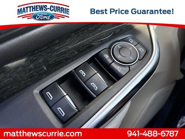 2021 Cadillac XT4 FWD Premium Luxury