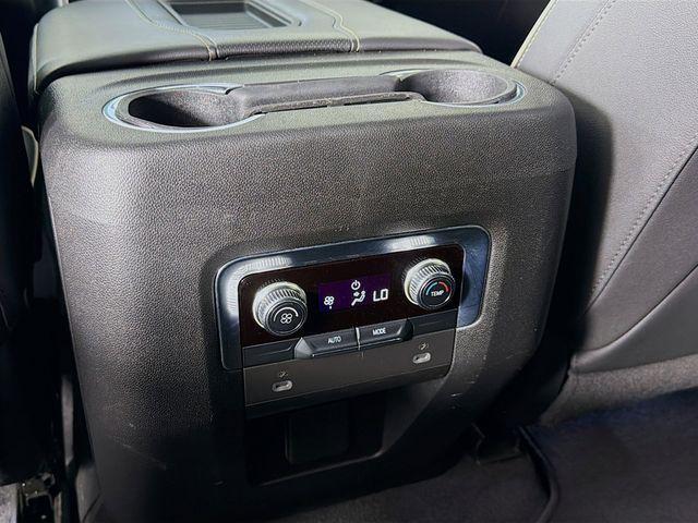 2022 GMC Yukon 2WD SLT