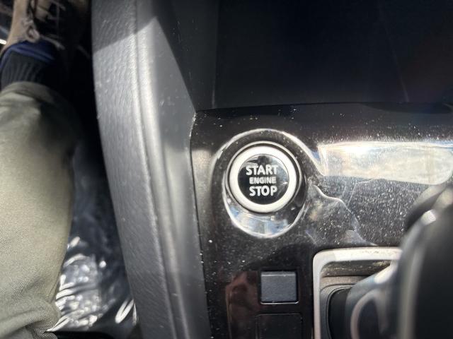 2020 Nissan Versa SV Xtronic CVT