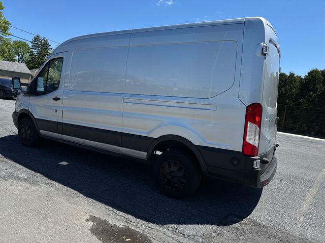 2015 Ford Transit 148 WB Medium Roof Cargo