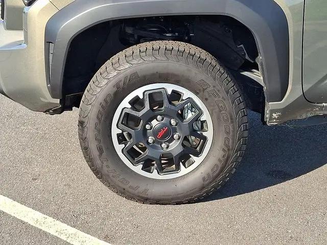 2025 Toyota Tacoma TRD Off Road