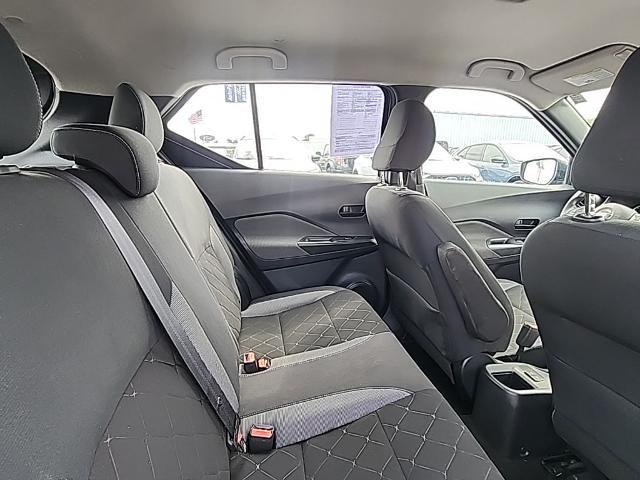 2019 Nissan Kicks S
