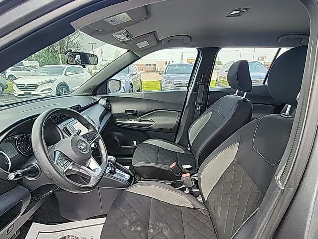 2019 Nissan Kicks S