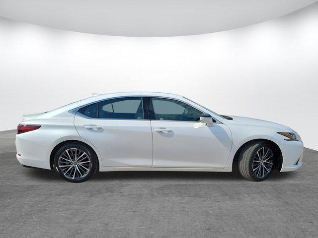 2023 Lexus ES 350 Base