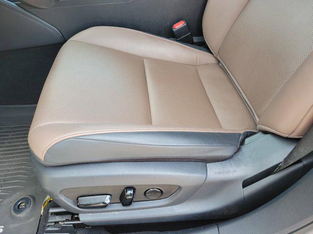 2023 Lexus ES 350 Base