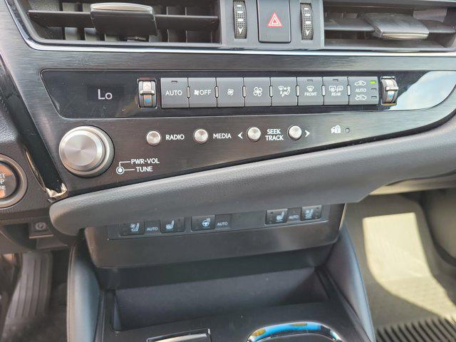 2023 Lexus ES 350 Base