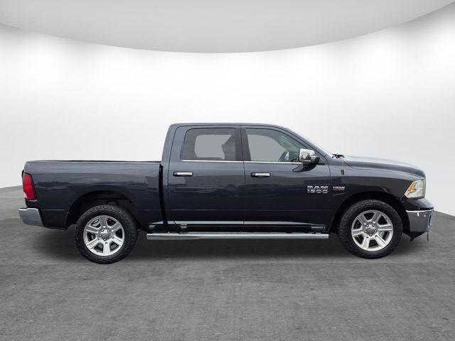 2018 Ram 1500 Lone Star Silver Crew Cab 4x4 5'7" Box