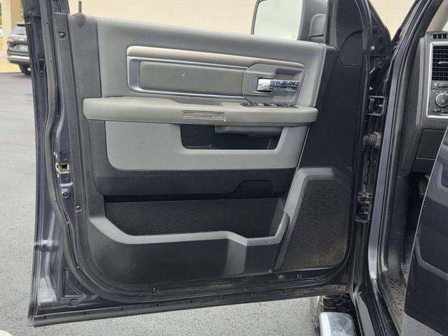 2018 Ram 1500 Lone Star Silver Crew Cab 4x4 5'7" Box