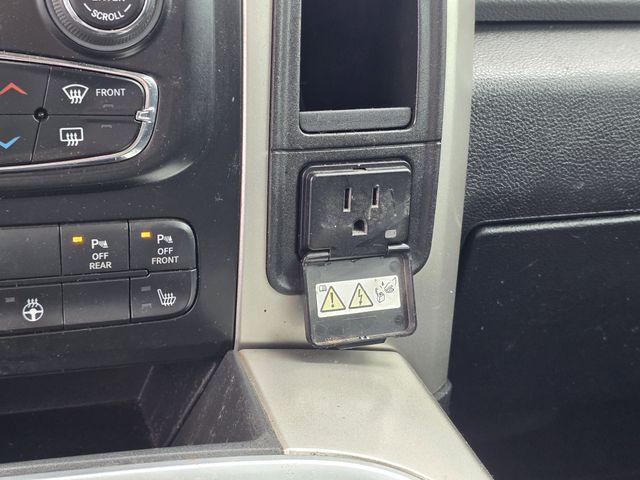 2018 Ram 1500 Lone Star Silver Crew Cab 4x4 5'7" Box
