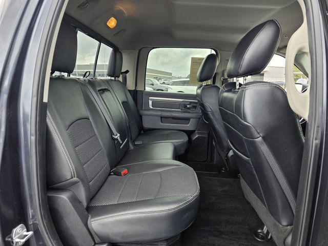 2018 Ram 1500 Lone Star Silver Crew Cab 4x4 5'7" Box