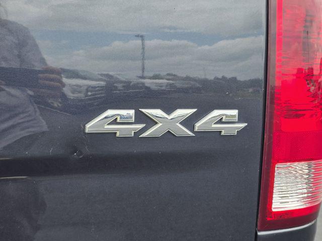 2018 Ram 1500 Lone Star Silver Crew Cab 4x4 5'7" Box