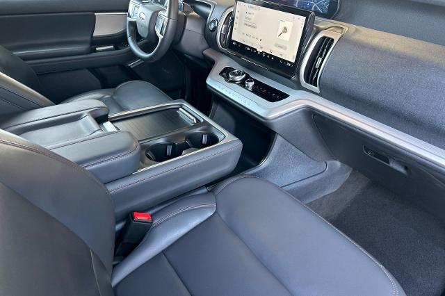 2025 Ford Expedition Active MAX