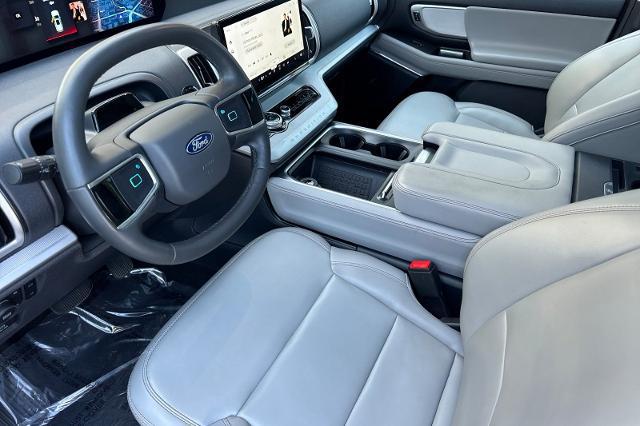 2025 Ford Expedition Active MAX