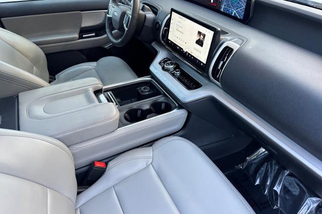 2025 Ford Expedition Active MAX