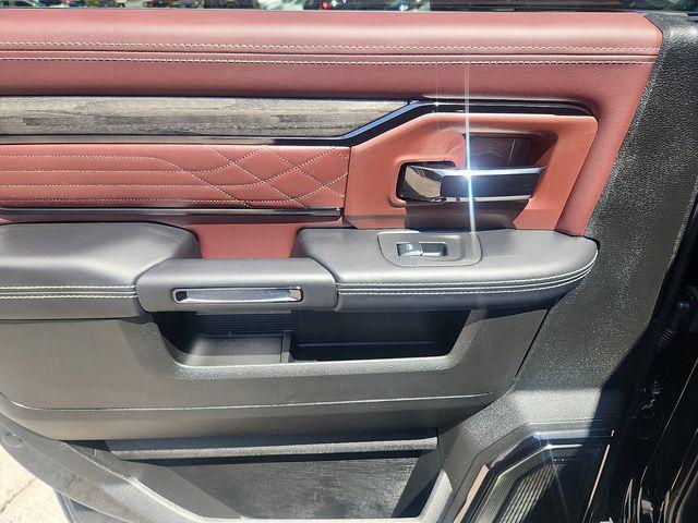 2025 Ram 3500 Limited Crew Cab 4x4 6'4" Box