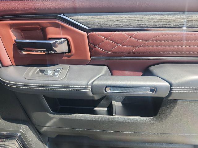 2025 Ram 3500 Limited Crew Cab 4x4 6'4" Box