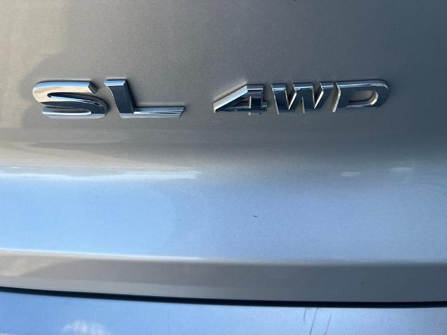2023 Nissan Pathfinder SL 4WD