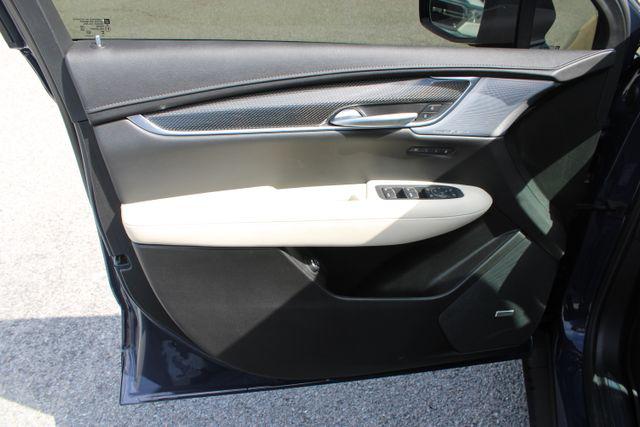 2025 Cadillac XT5 AWD Sport