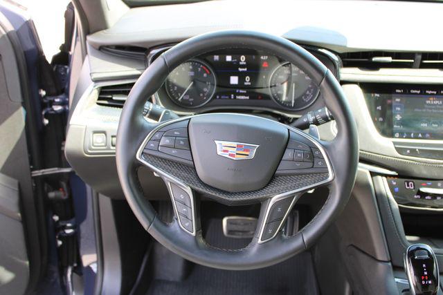 2025 Cadillac XT5 AWD Sport