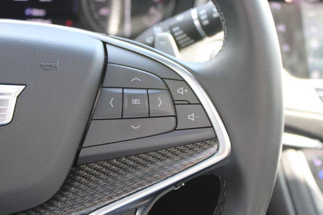 2025 Cadillac XT5 AWD Sport