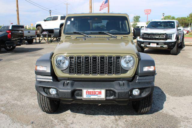 2025 Jeep Wrangler 4-Door Summit 4x4