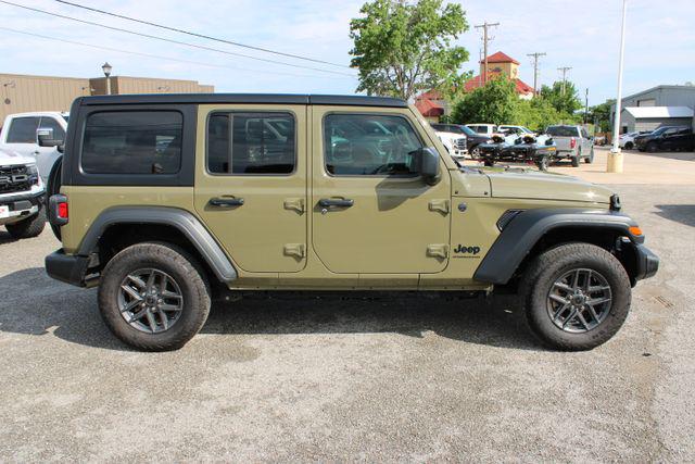 2025 Jeep Wrangler 4-Door Summit 4x4