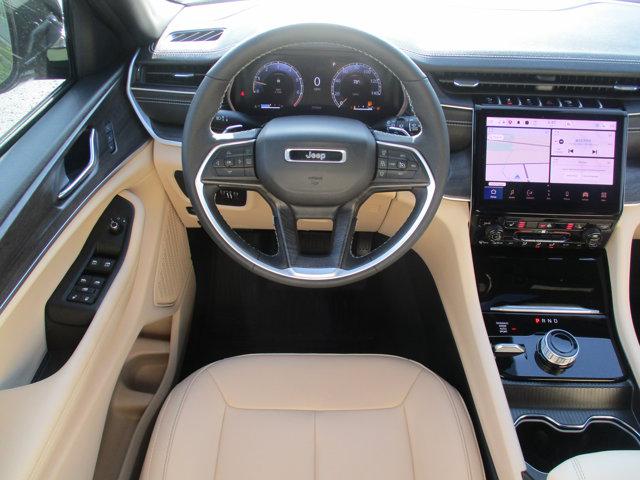 2025 Jeep Grand Cherokee L Limited 4x4