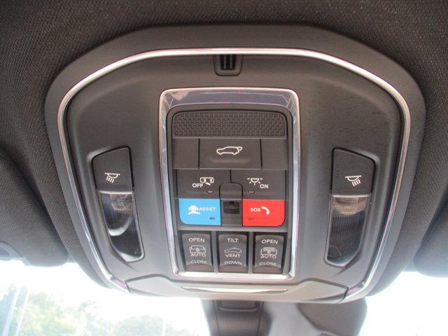 2025 Jeep Grand Cherokee L Limited 4x4