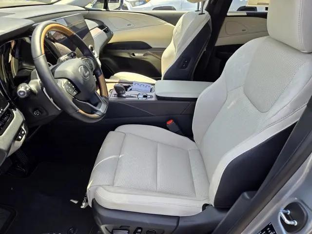 2026 Lexus RX 450h+ Luxury