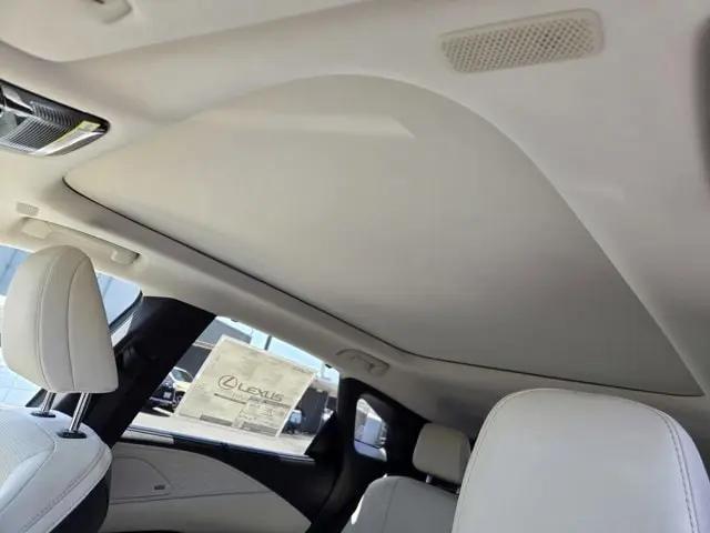 2026 Lexus RX 450h+ Luxury