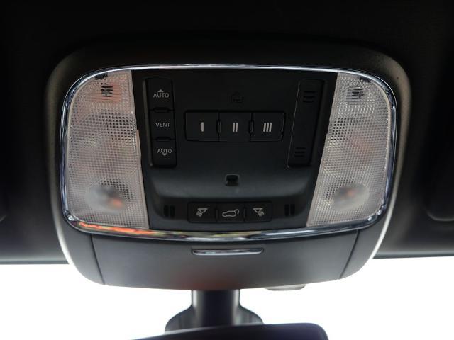 2022 Jeep Grand Cherokee Limited 4x2