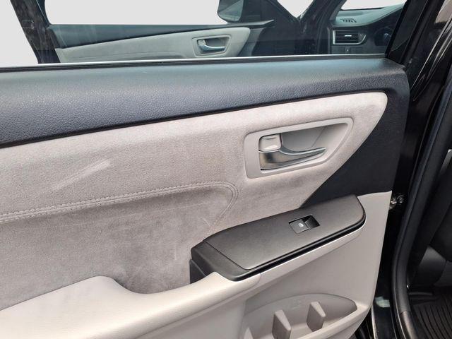 2016 Toyota Camry XSE