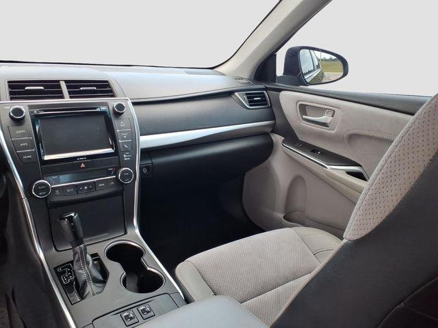 2016 Toyota Camry XSE