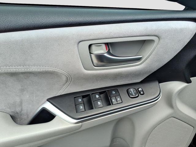 2016 Toyota Camry XSE