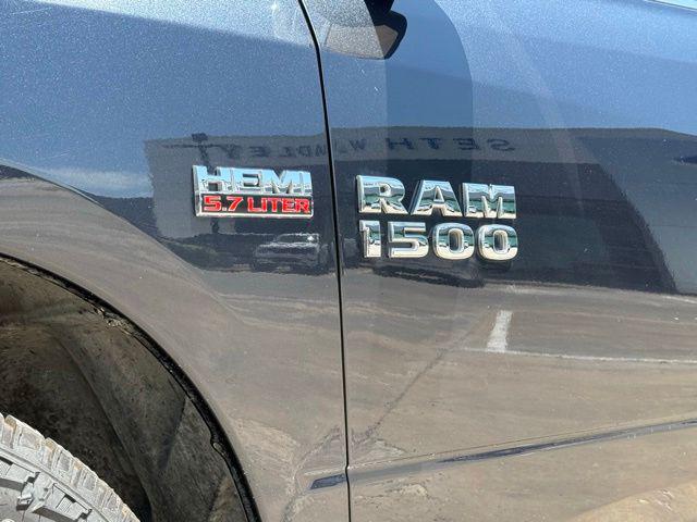 2017 Ram 1500 Lone Star Silver Crew Cab 4x2 5'7" Box