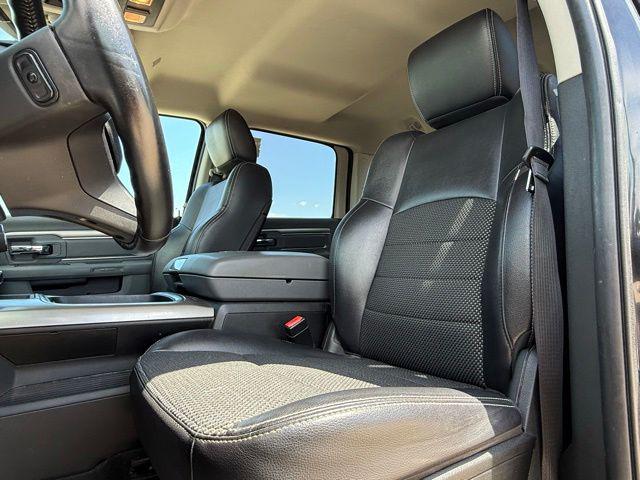 2017 Ram 1500 Lone Star Silver Crew Cab 4x2 5'7" Box
