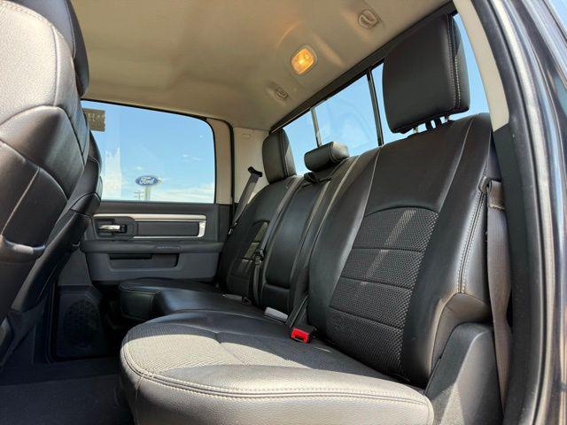2017 Ram 1500 Lone Star Silver Crew Cab 4x2 5'7" Box