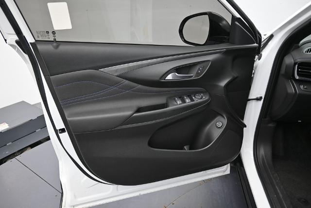 2024 Buick NV Sport Touring FWD