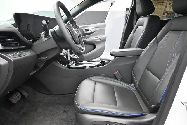 2024 Buick NV Sport Touring FWD