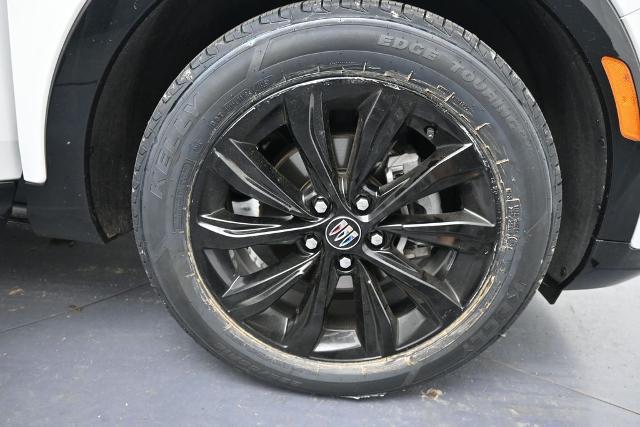 2024 Buick NV Sport Touring FWD