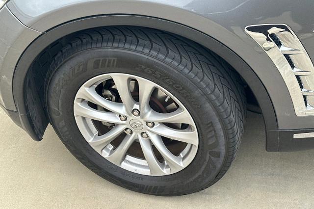 2016 INFINITI QX70 Base