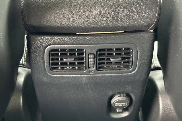 2016 INFINITI QX70 Base